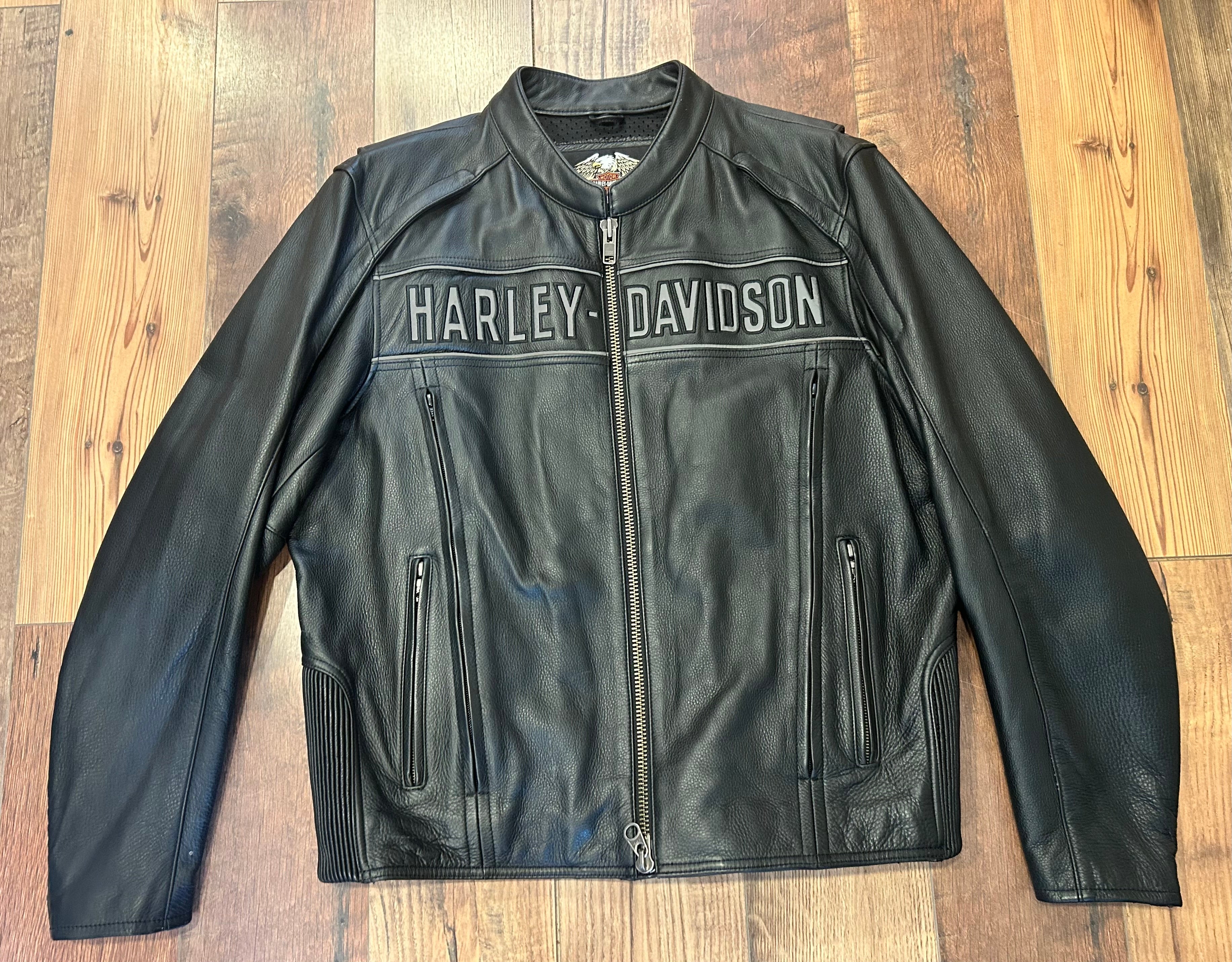 Harley-Davidson Black Leather Riding Jacket – Men’s XL – #98138-09VM