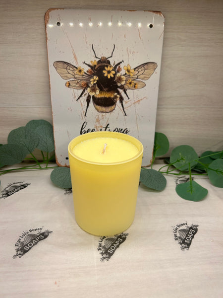 Honeysuckle Candle- 8oz